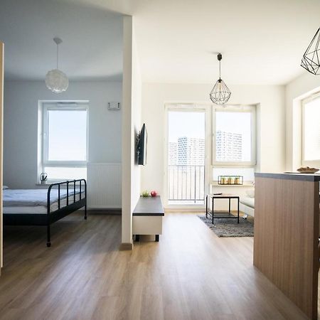 Bizapartments - Modern Flats With Parking وارسو المظهر الخارجي الصورة