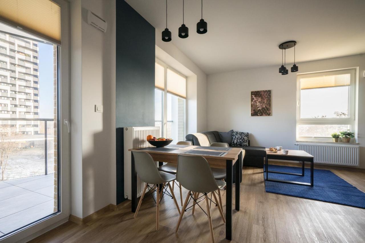 Bizapartments - Modern Flats With Parking وارسو المظهر الخارجي الصورة